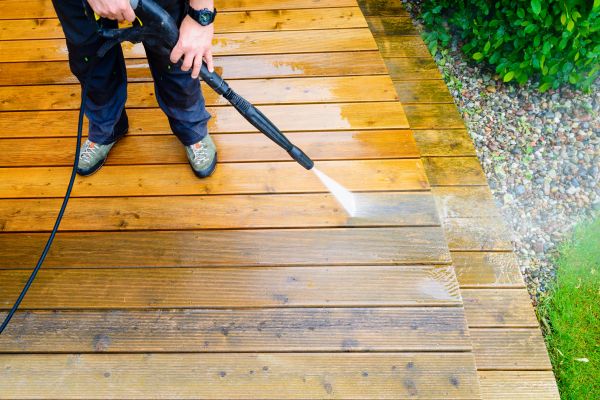 Deck Power Washing in Burlington
