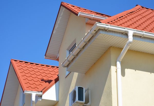 Fascia Cleaning in Burlington