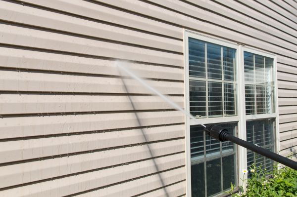 Home Pressure Washing in Burlington