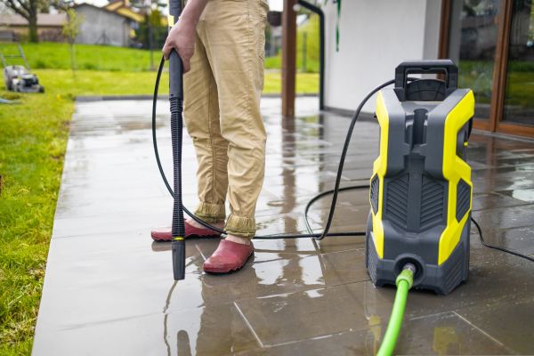 Porch Pressure Washing in Burlington