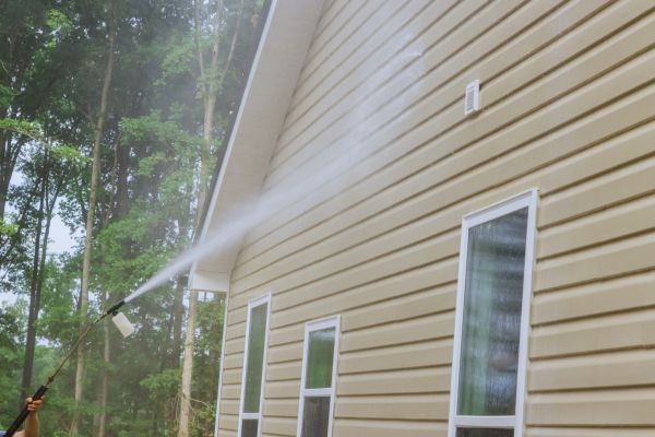 Home Siding Cleaning in Burlington