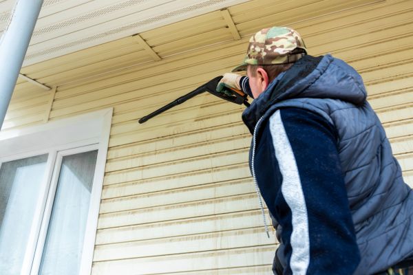 Vinyl Siding Pressure Cleaning in Burlington