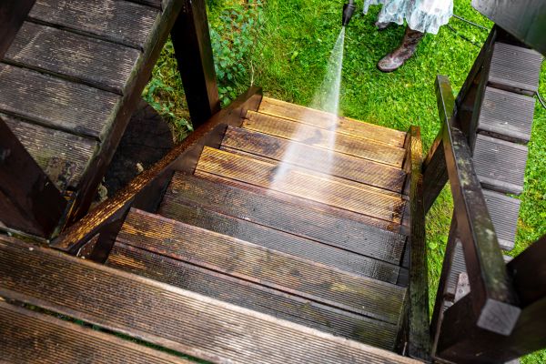 Wood Power Washing in Burlington